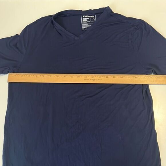 Express Slim Supoersoft Stretch Breathable Moisture Wicking Shirt Size Large - Picture 4 of 6
